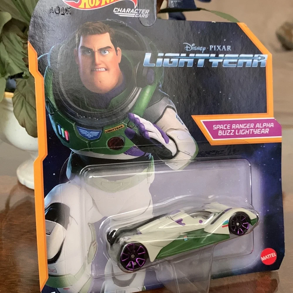 Hot Wheels Character Car Space Ranger Alpa Buzz Lightyear Disney Pixar Hotwheels